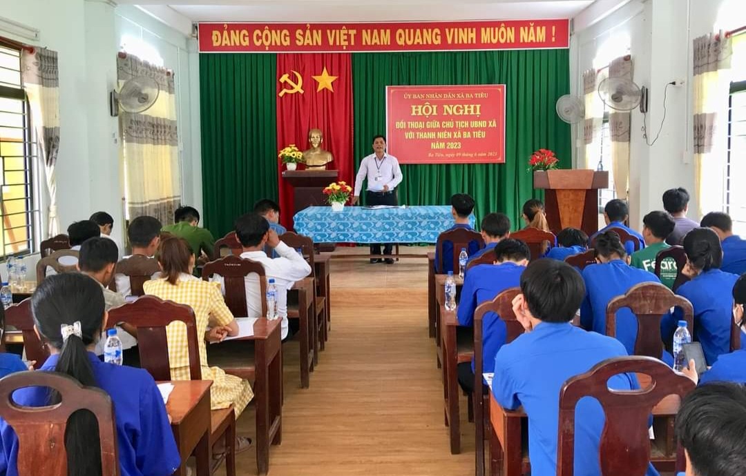 Hội nghị đối thoại giữa Chủ tịch UBND xã với Thanh niên trên địa bàn xã Ba Tiêu năm 2023