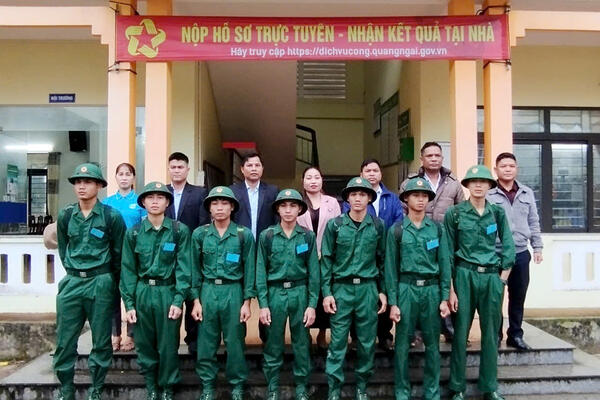 Hội đồng Nghĩa vụ quân sự xã Ba Tiêu: Tổ chức Lễ gặp mặt công dân lên đường nhập ngũ năm 2025